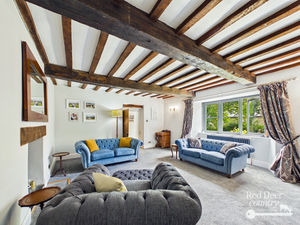 Living Room- click for photo gallery